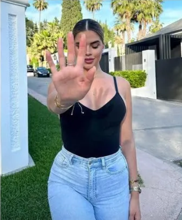 Real_picture_hand.png